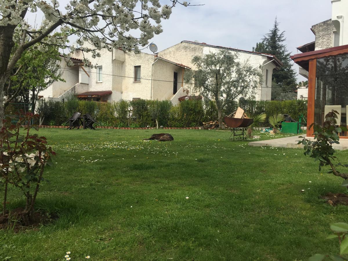 Flora Iznik Hotel & Suites Exterior foto